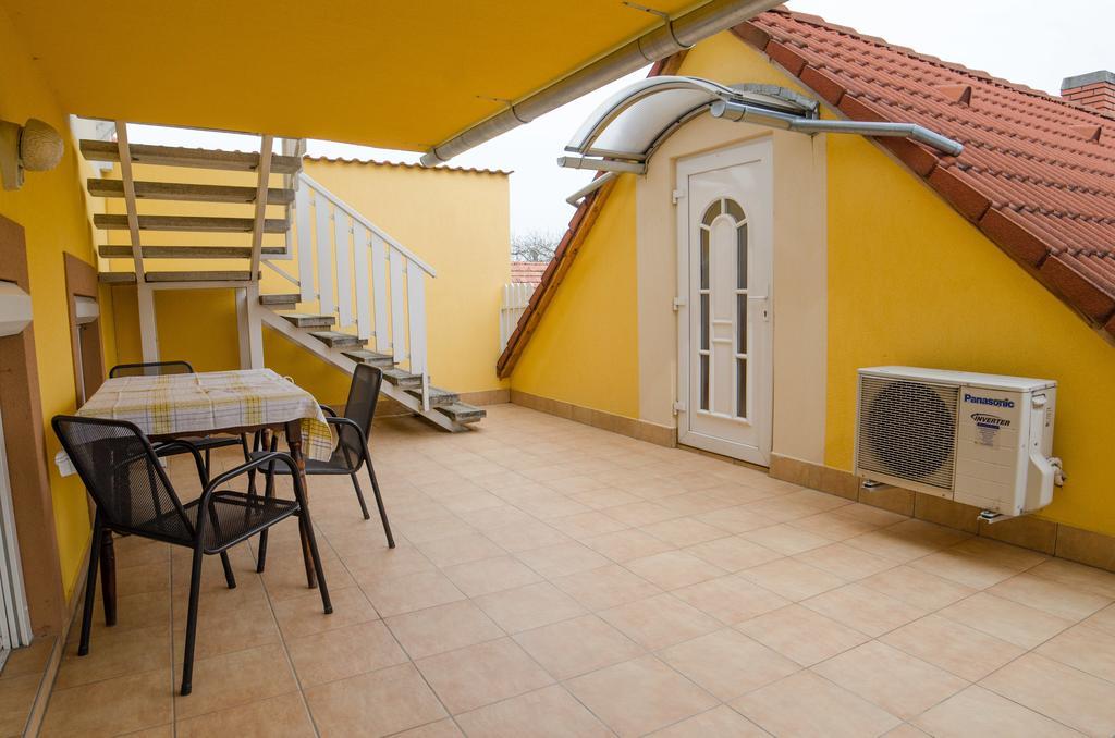 Kaman Vendeghaz Apartment Alsopahok Ngoại thất bức ảnh